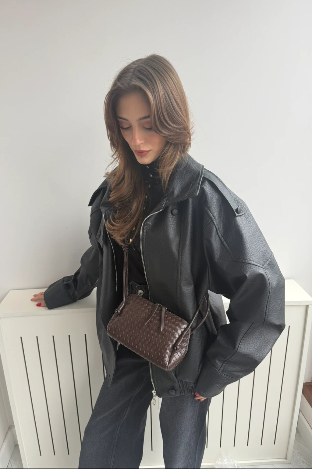 Pochette bottega en marron foncé