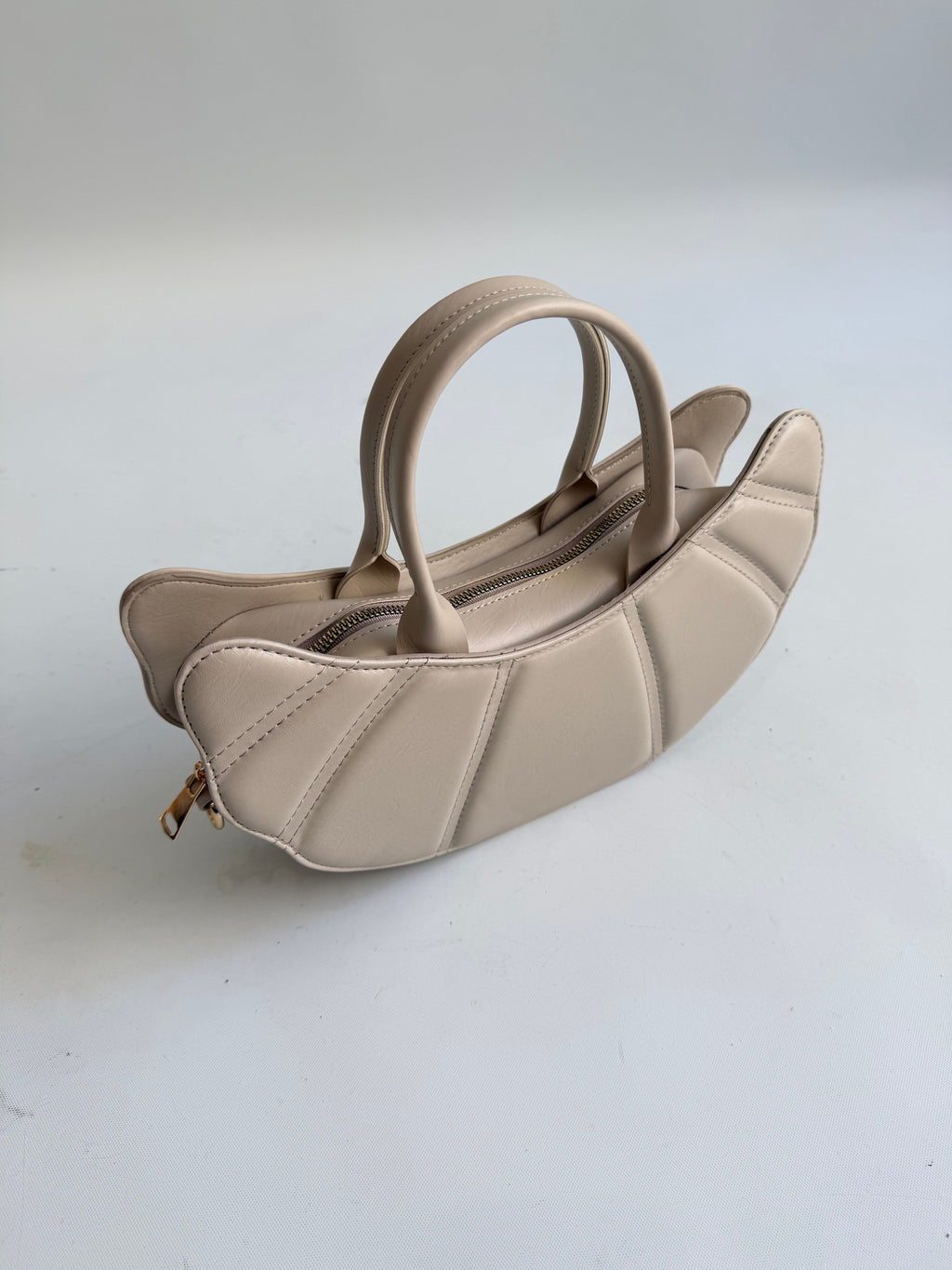 sac Croissant en beige