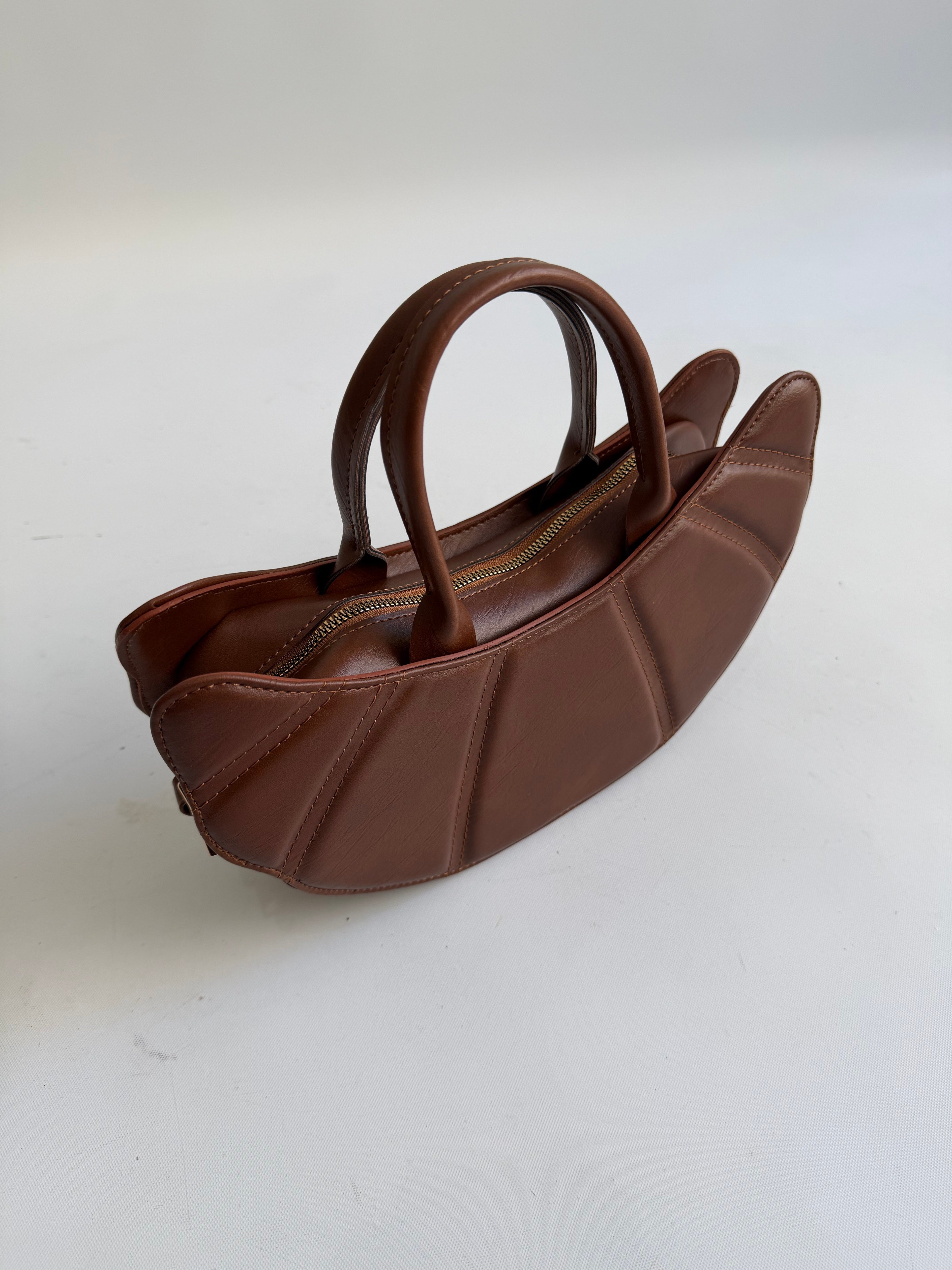 sac Croissant en noisette