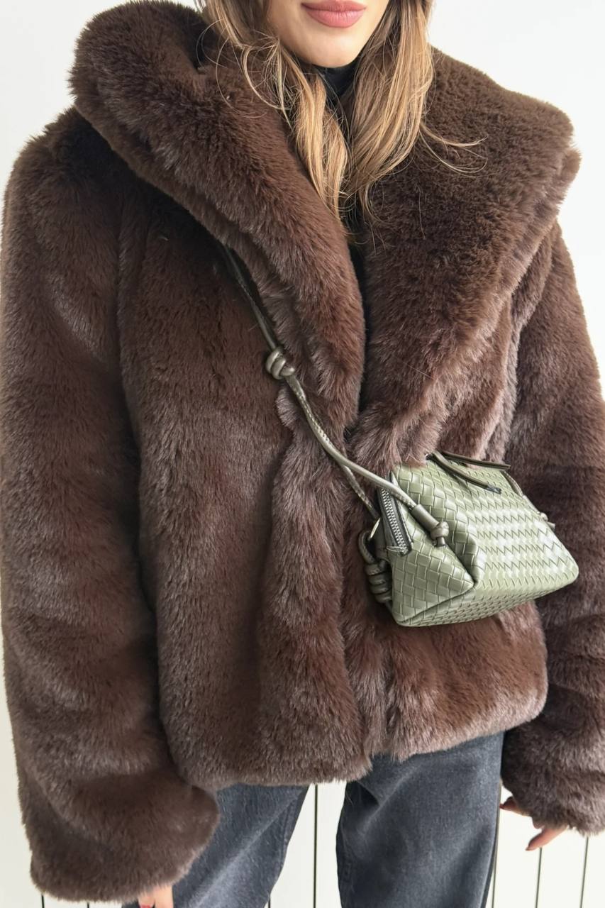 Pochette bottega en vert olive