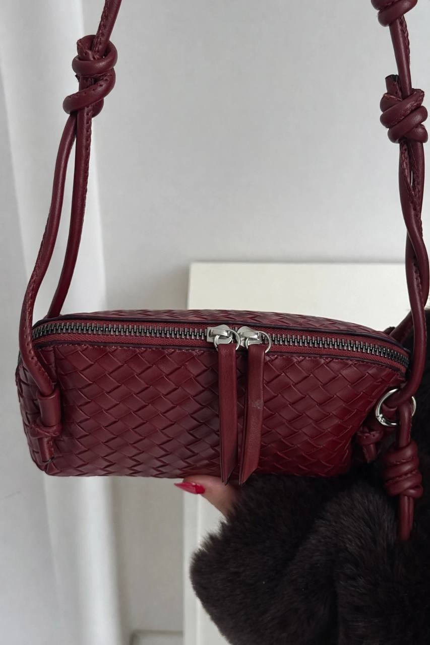 Pochette bottega en bordeaux