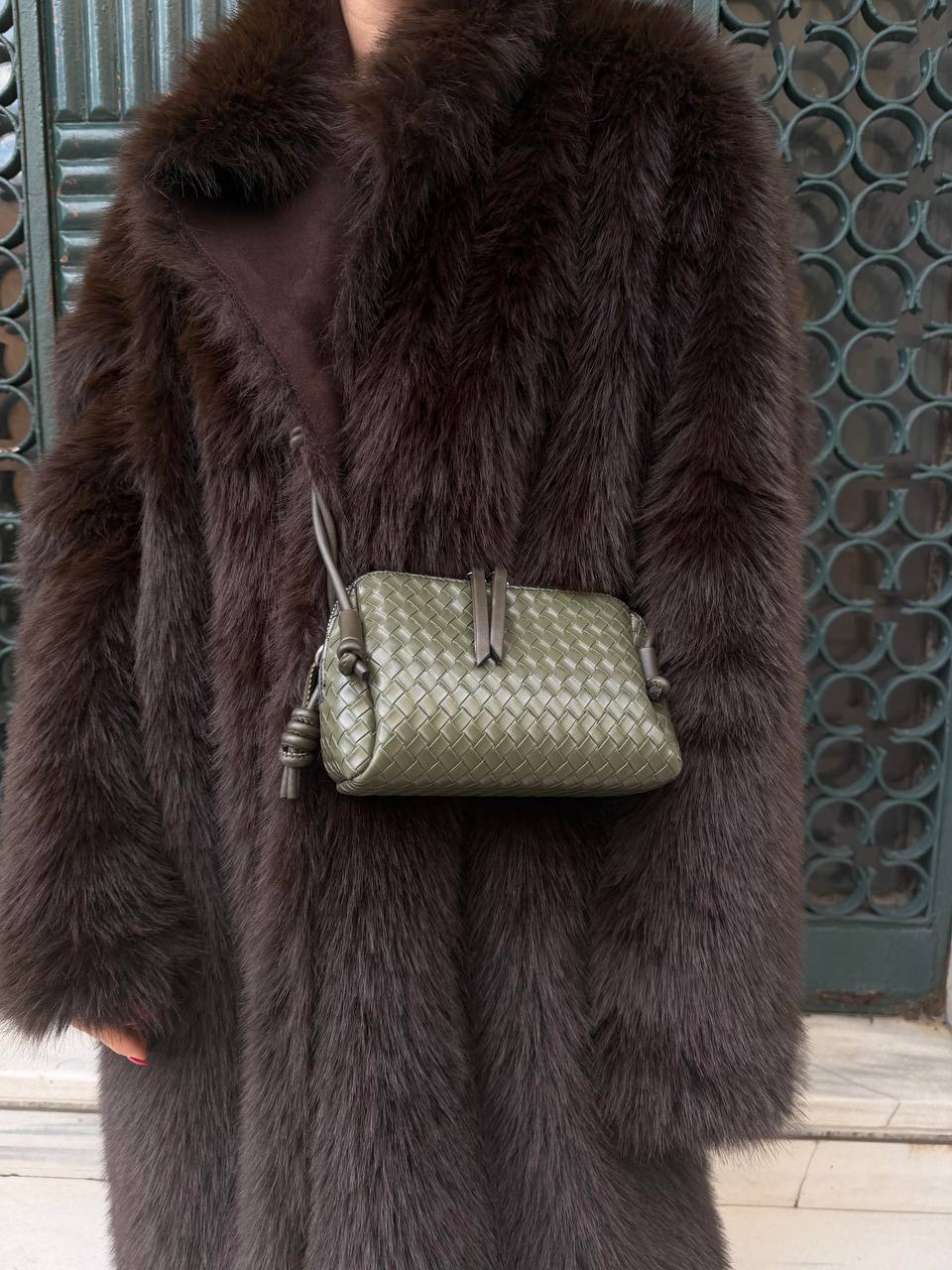 Pochette bottega en vert olive