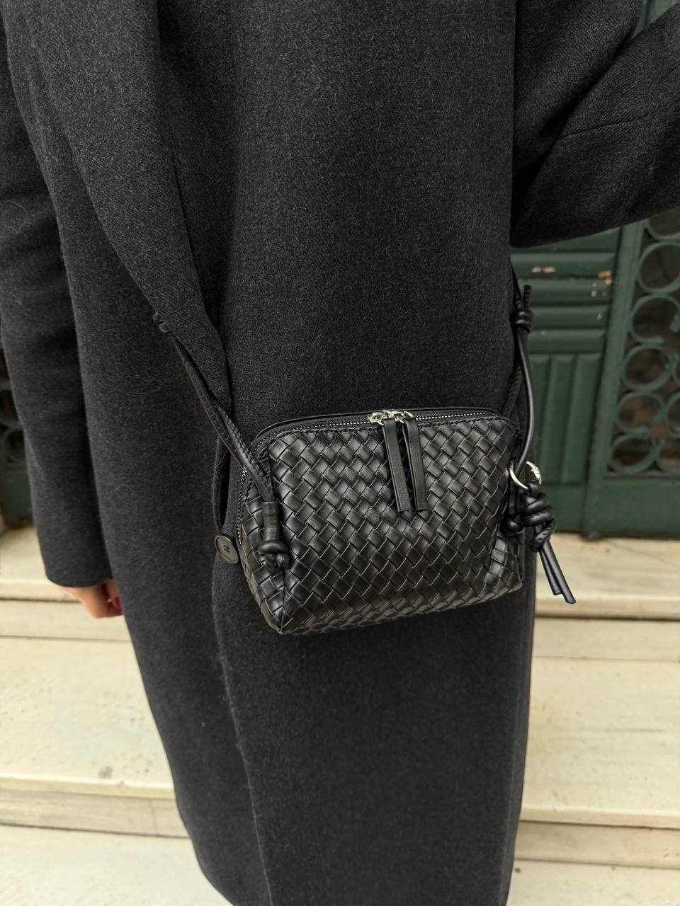 Pochette bottega en noir
