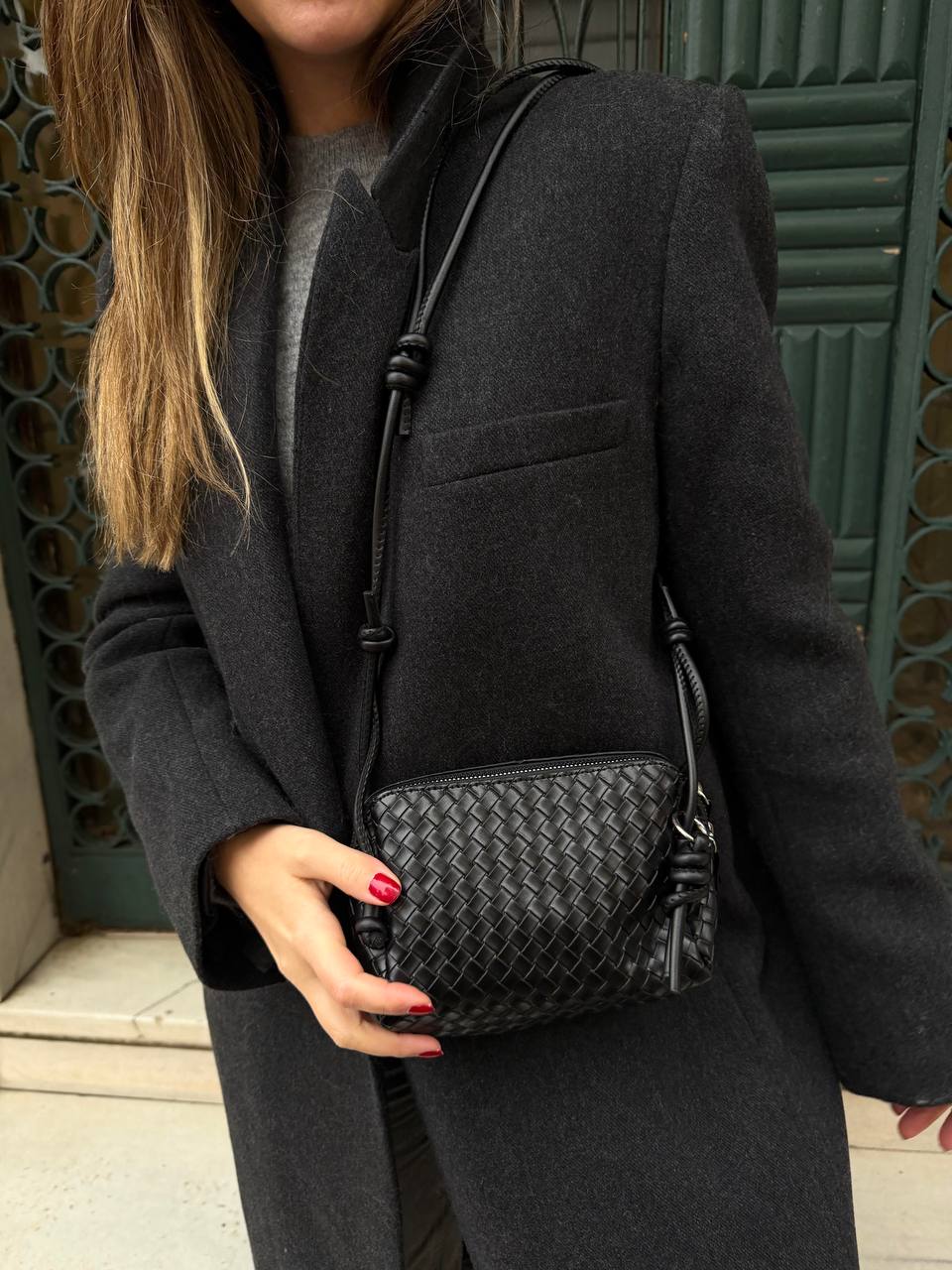 Pochette bottega en noir