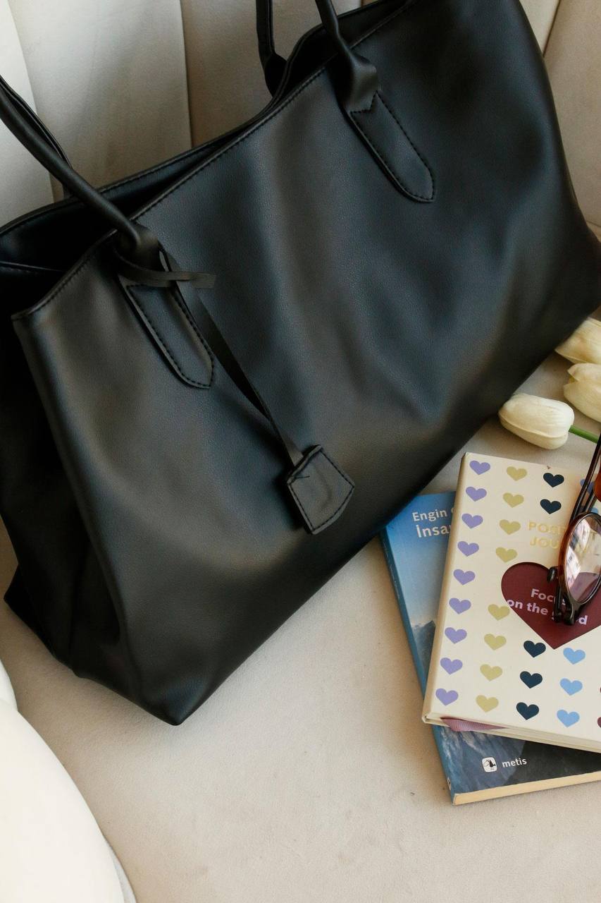 sac en cuir  bella noir